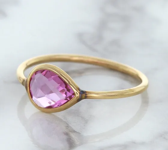 1.09ct. Pear Pink Sapphire Ring in 14K Rose Gold