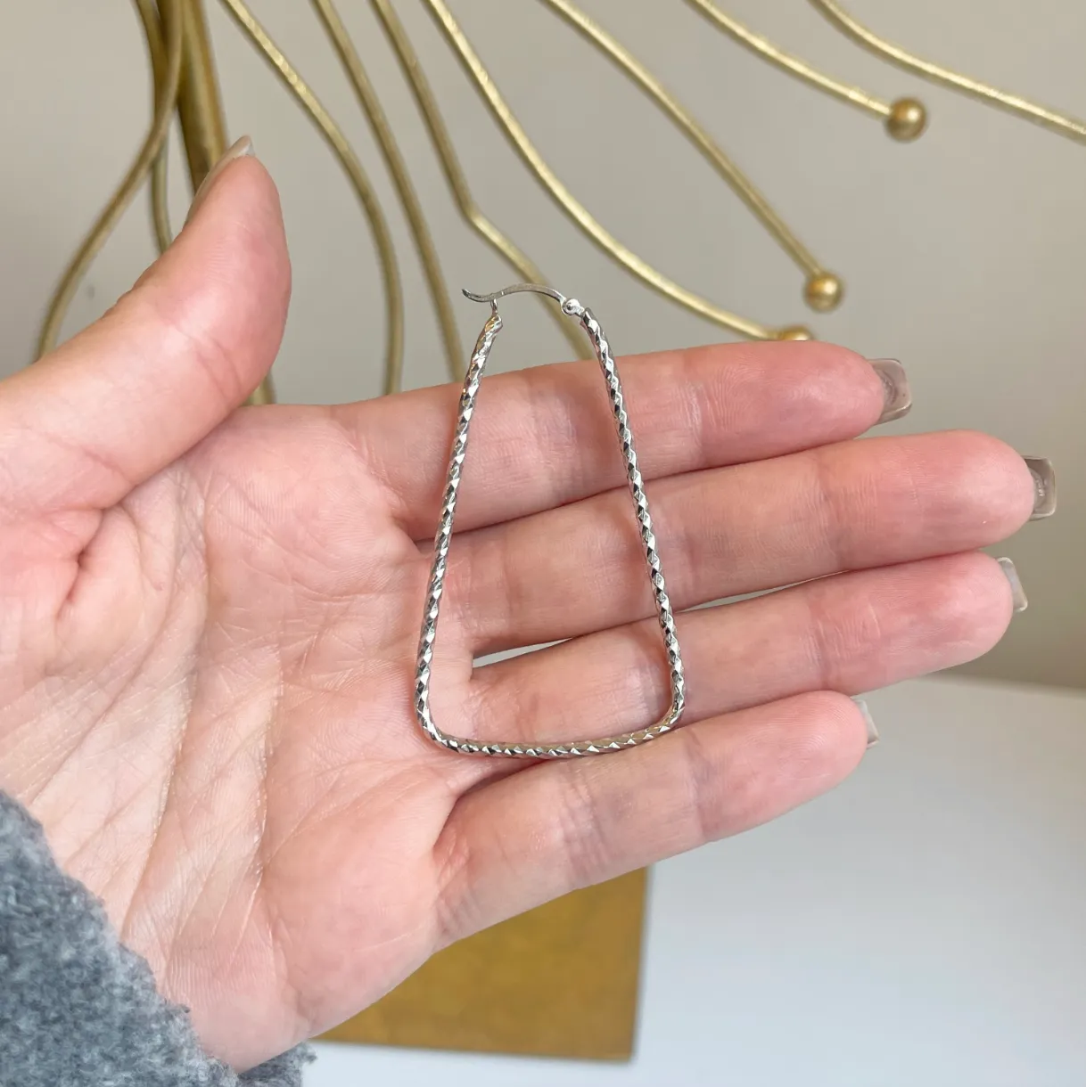 14KT White Gold Diamond-Cut Triangle Hoop Earrings 56mm