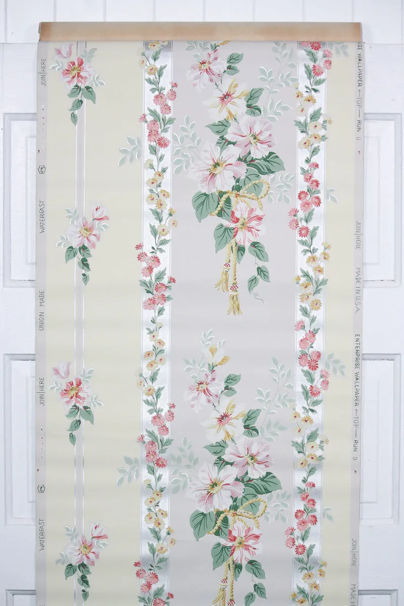 1950s Floral Stripe Vintage Wallpaper