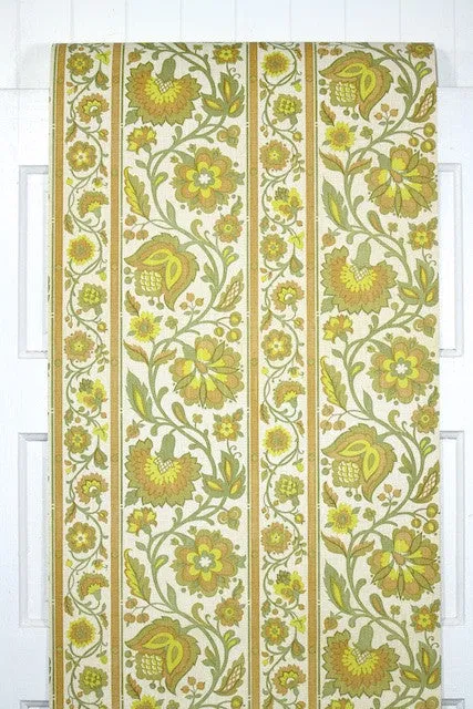 1970s Floral Vintage Wallpaper