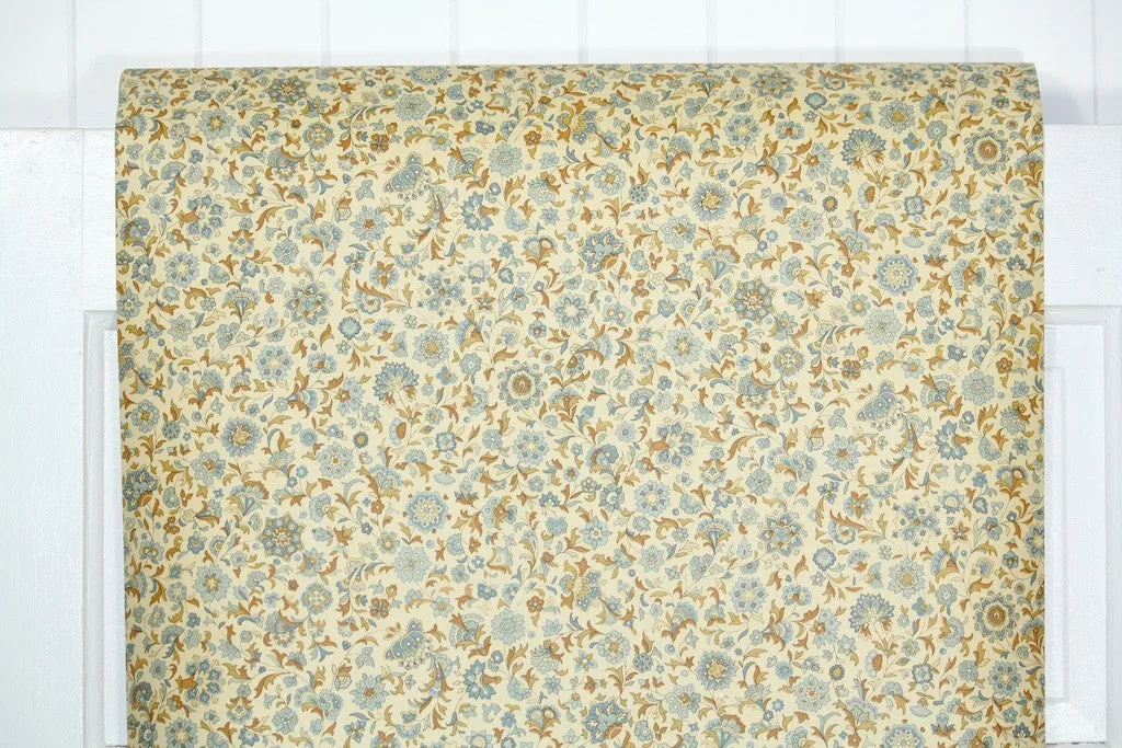 1970s Floral Vintage Wallpaper
