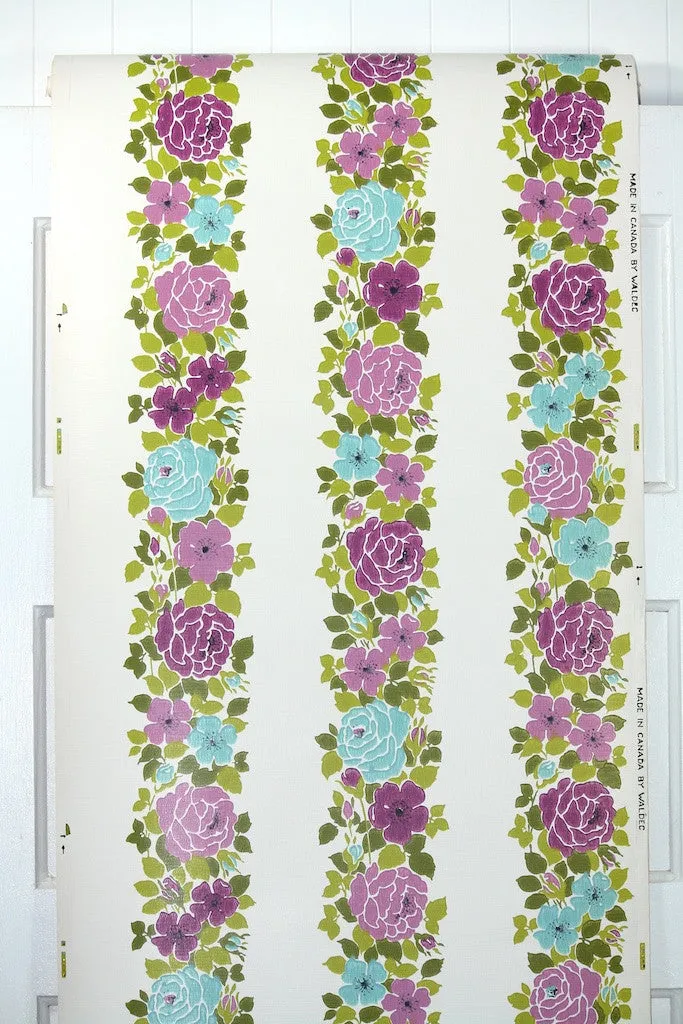 1970s Floral Vintage Wallpaper