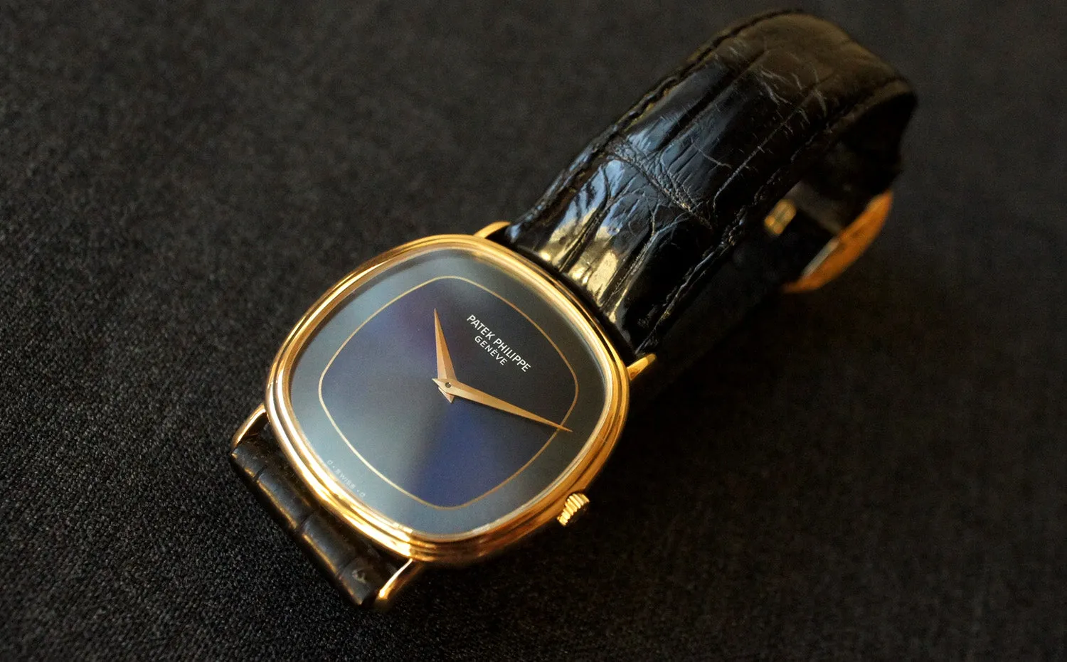1978 PATEK PHILIPPE GOLDEN ELLIPSE REF.3862 TO-TONE DIAL RARE