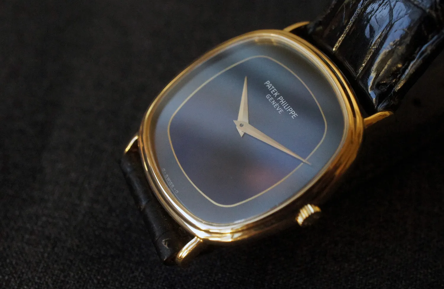 1978 PATEK PHILIPPE GOLDEN ELLIPSE REF.3862 TO-TONE DIAL RARE