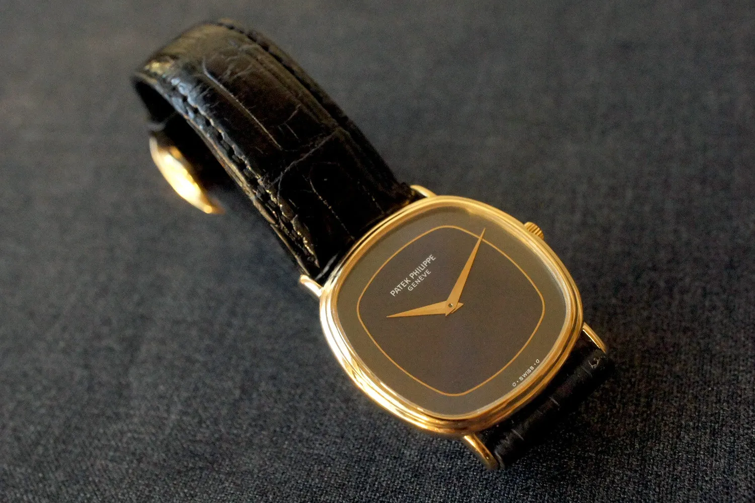 1978 PATEK PHILIPPE GOLDEN ELLIPSE REF.3862 TO-TONE DIAL RARE