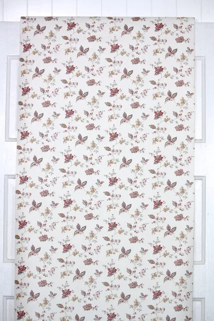 1990s Floral Vintage Wallpaper
