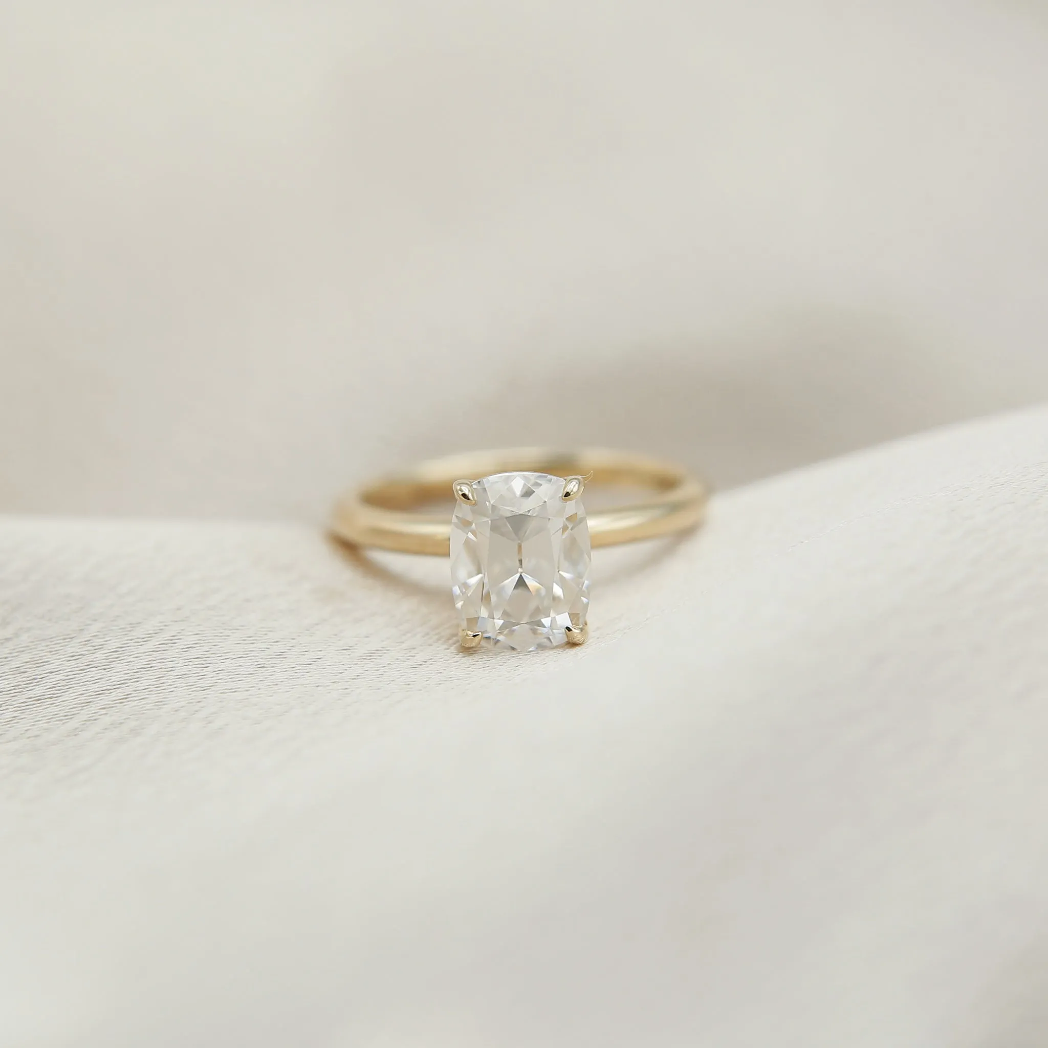 9K Elongated Antique Cushion Cut Moissanite Ring
