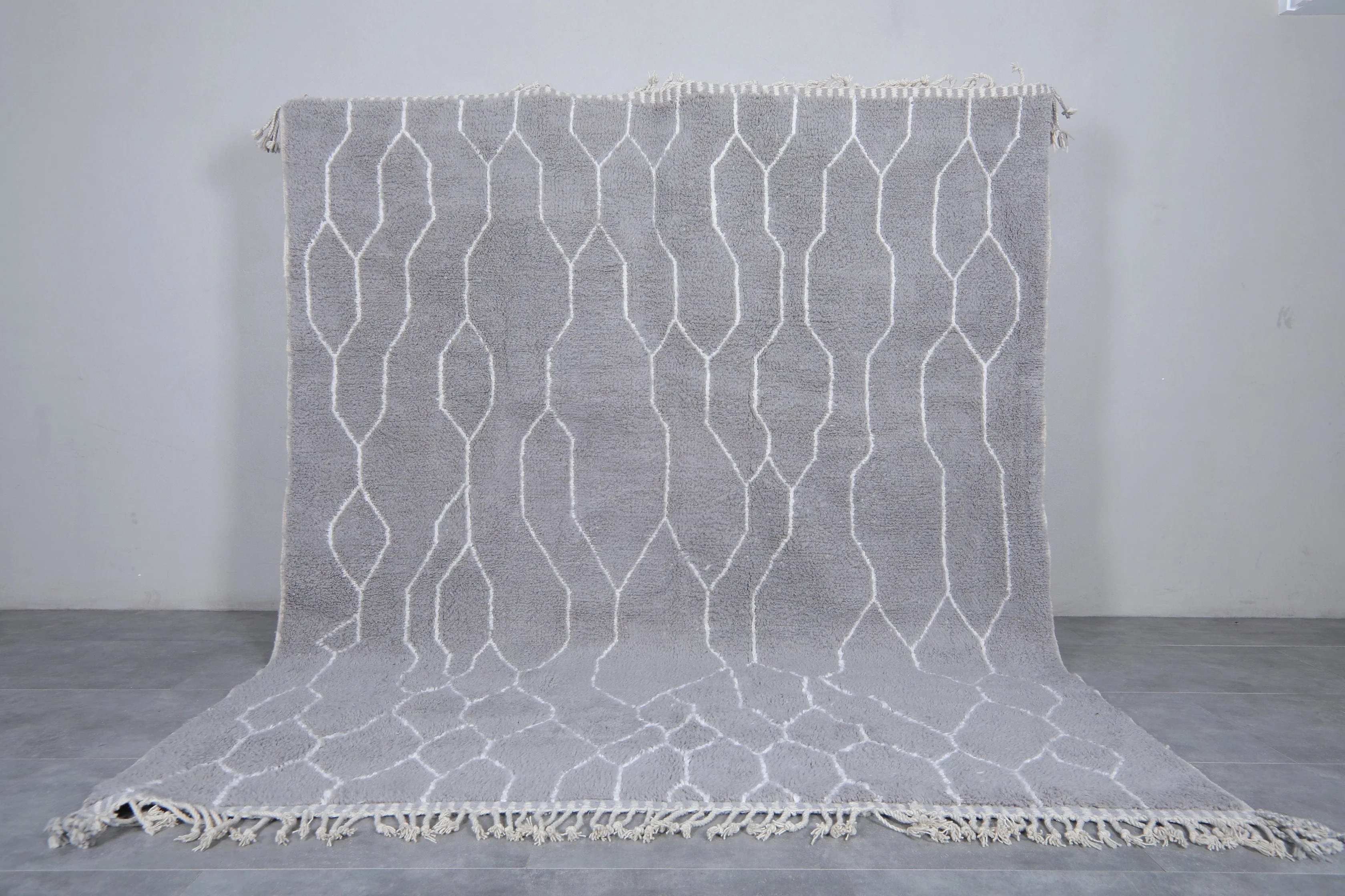 Beni Ourain Moroccan Rug - 8.2 x 10.1 Feet | Modern Elegance
