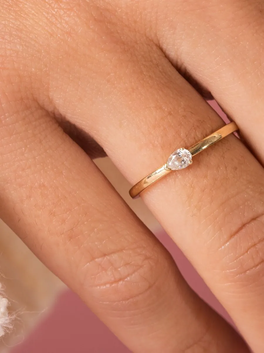 Bitsy Pear Stack Ring 14K