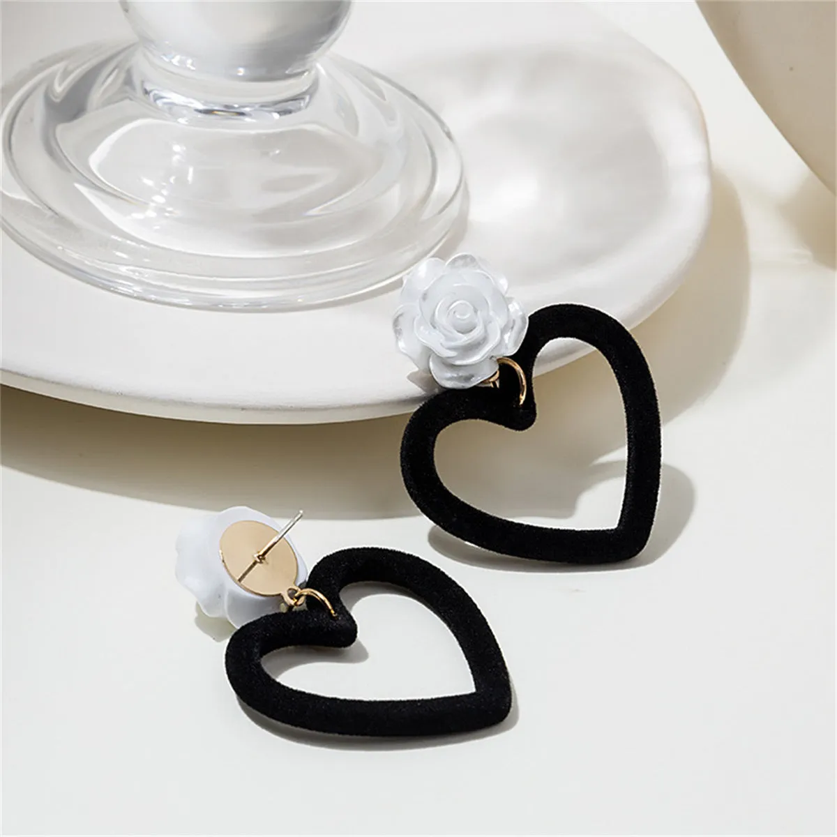 Black Nylon & White Resin Rose Heart Drop Earrings