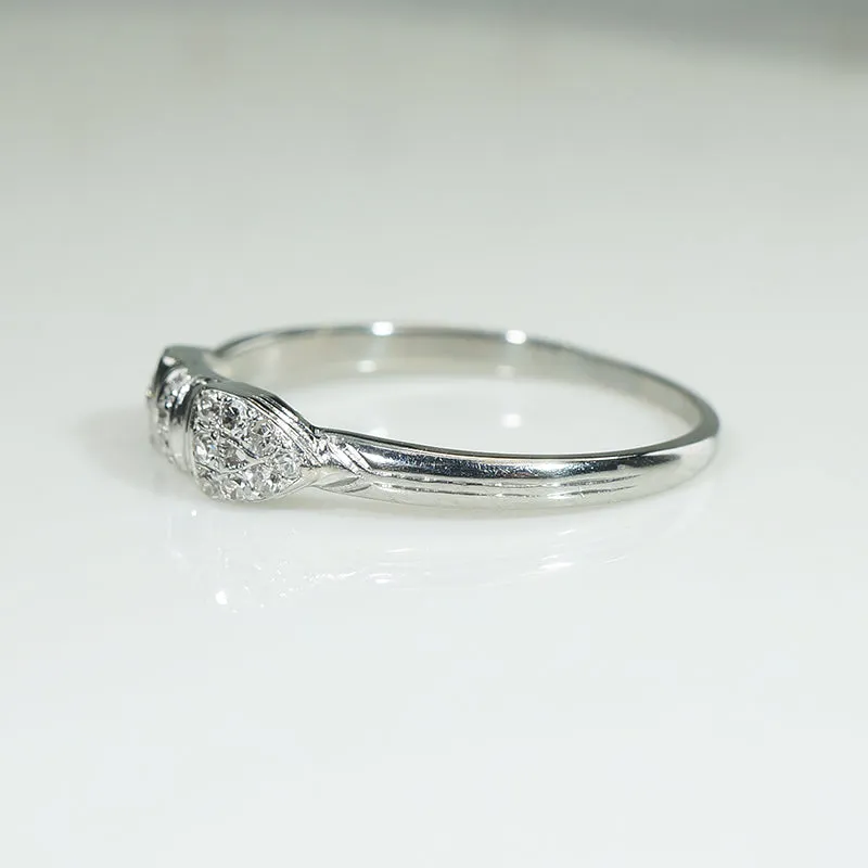 Buckle or Bow Diamonds & 18k White Gold Band