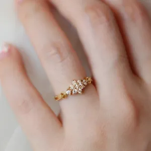 Dainty Snowflake Ring