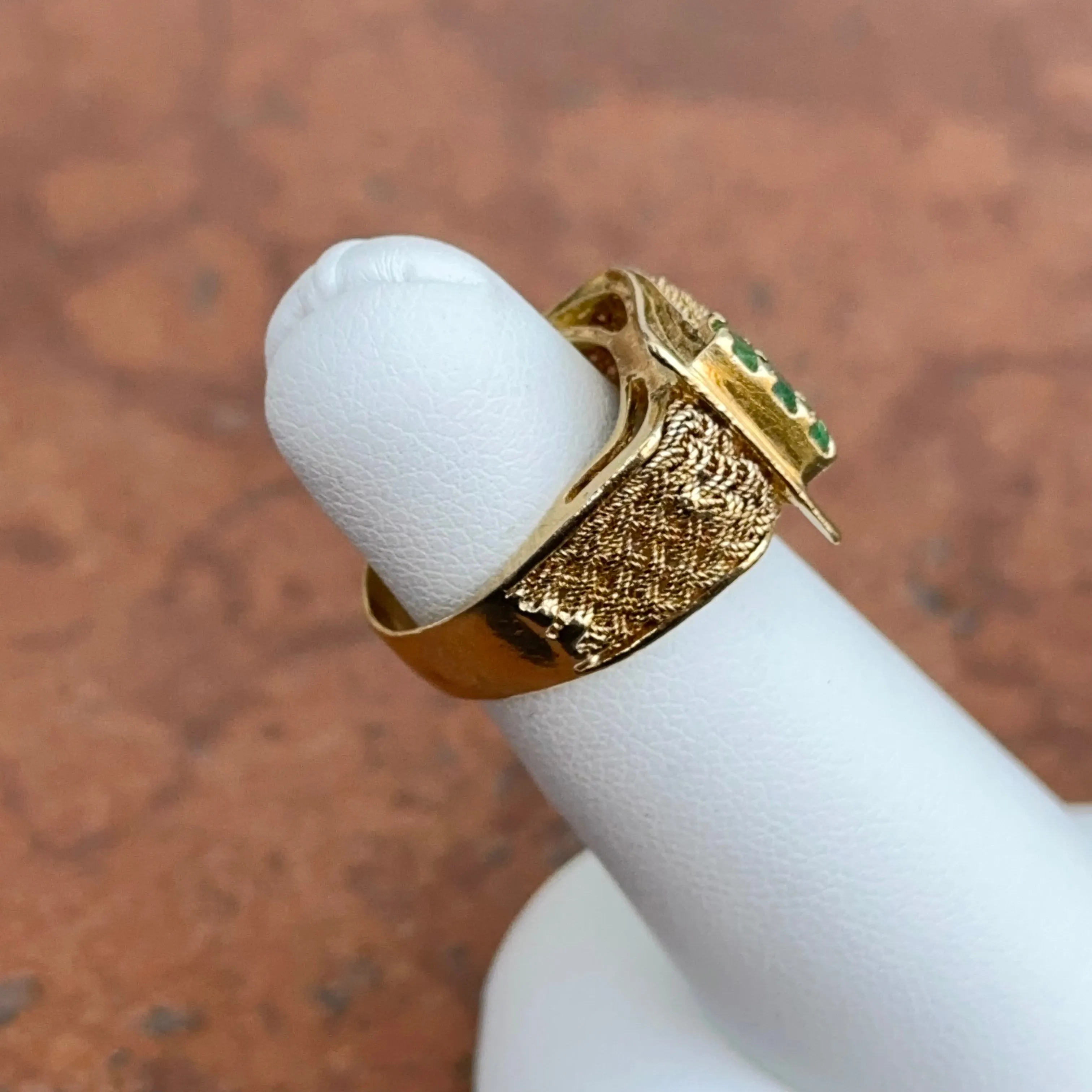 Estate 18KT Yellow Gold Emerald Belt Buckle Ring