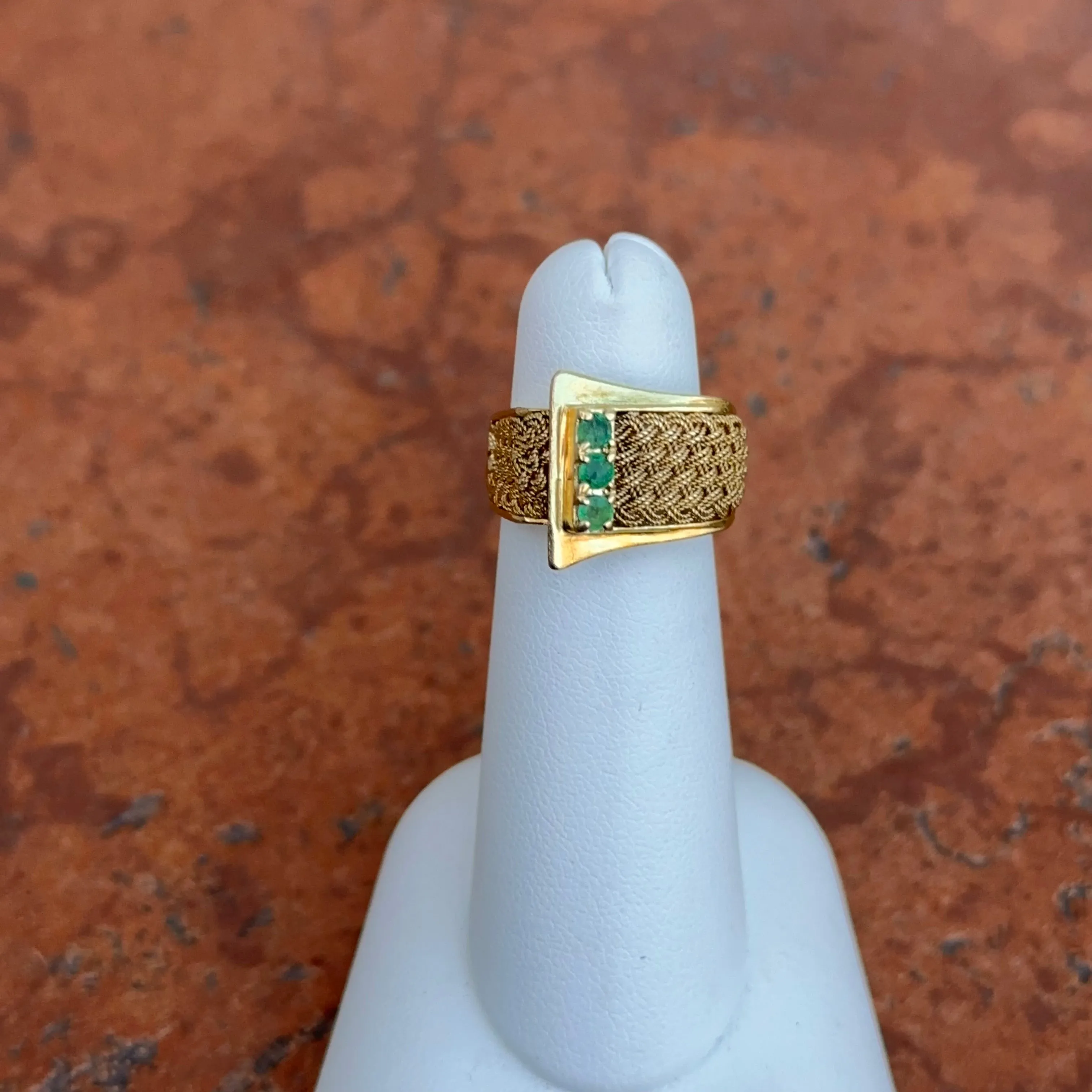 Estate 18KT Yellow Gold Emerald Belt Buckle Ring