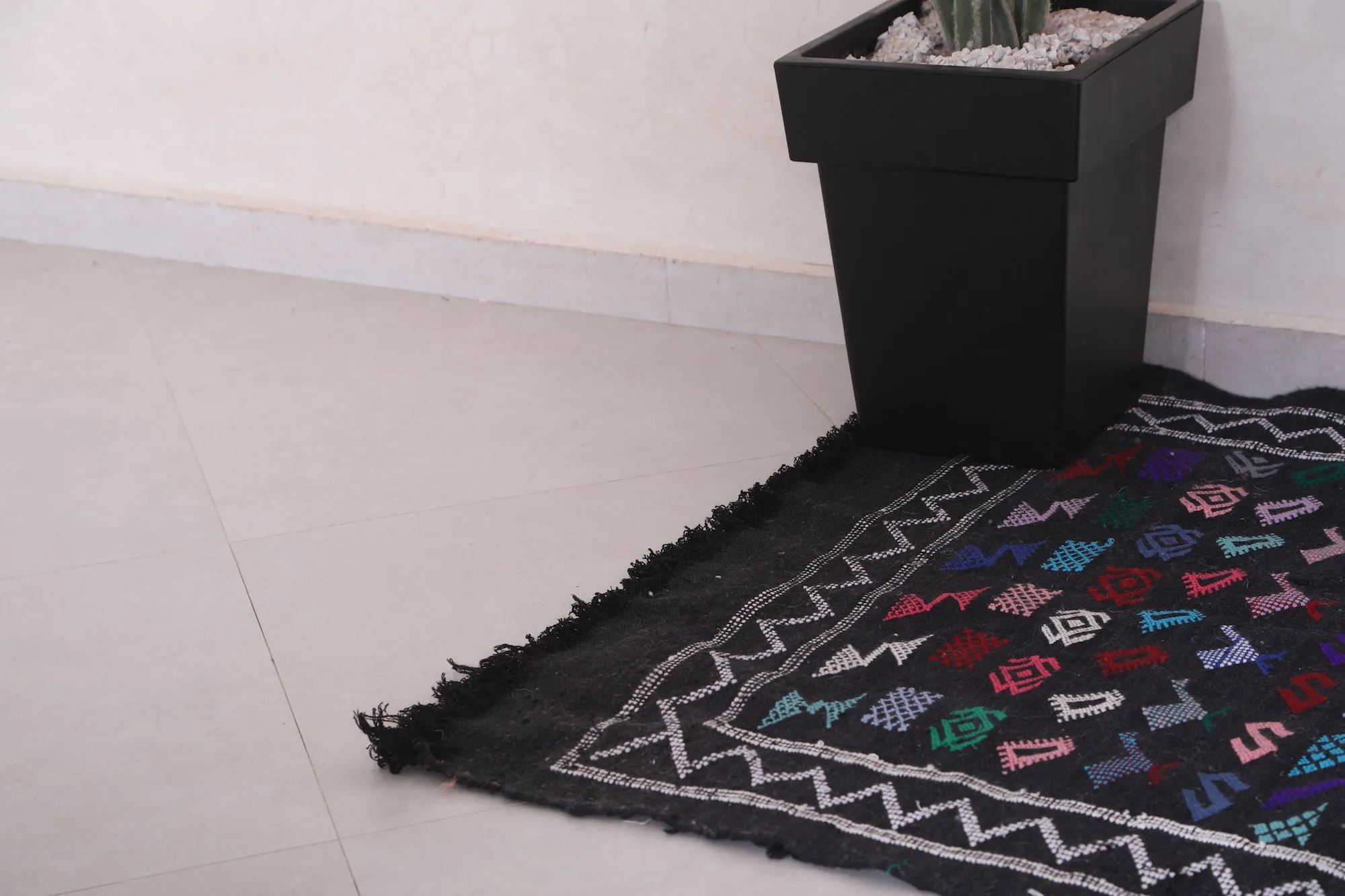 Flat Woven Kilim Rug - 3.3 FT X 4.9 FT | Moroccan Handmade Decor