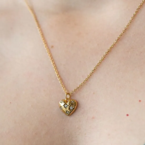 Heart Amulet Necklace in Gold
