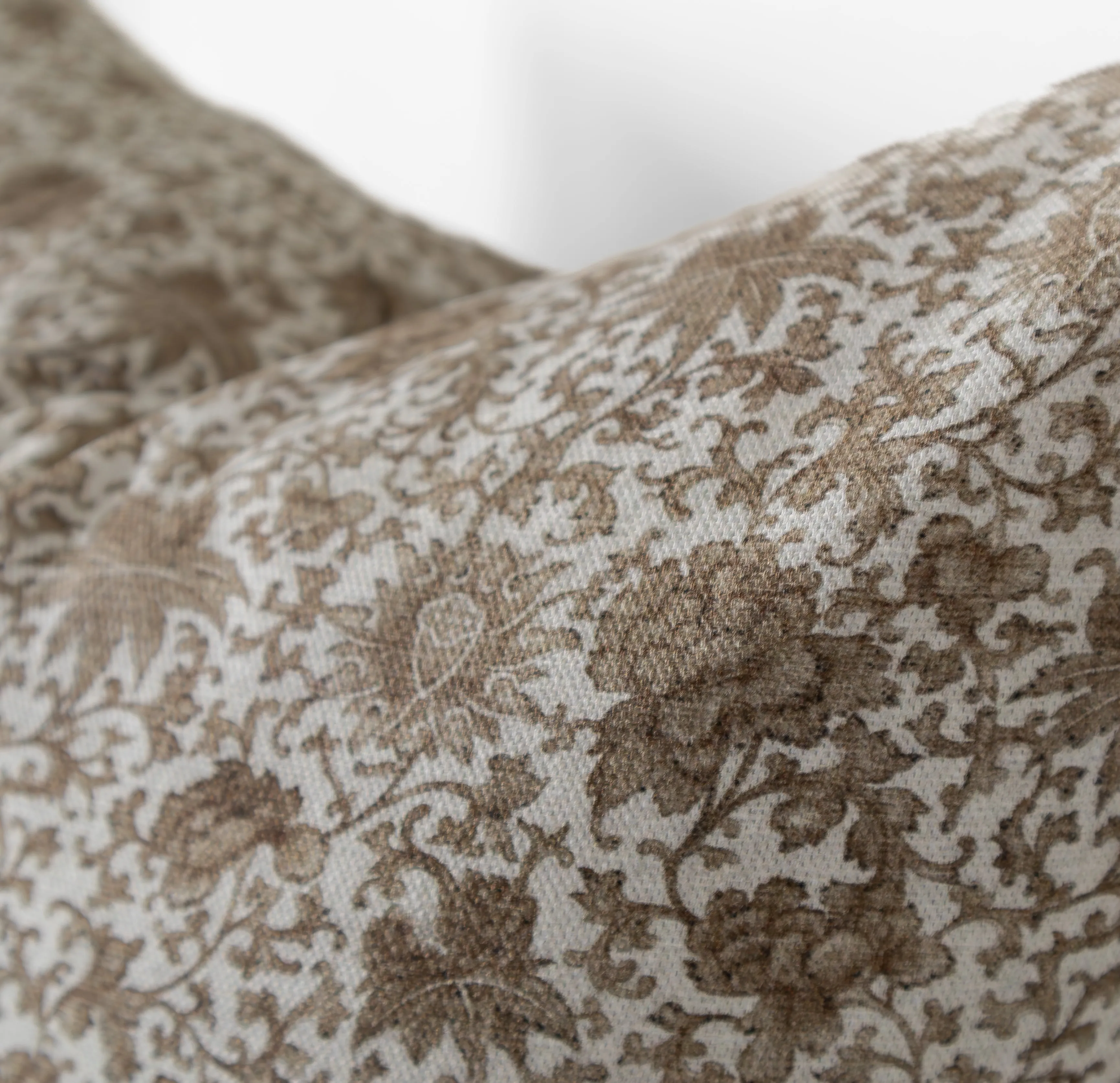 Isadora | Vintage Floral Pillow Cover