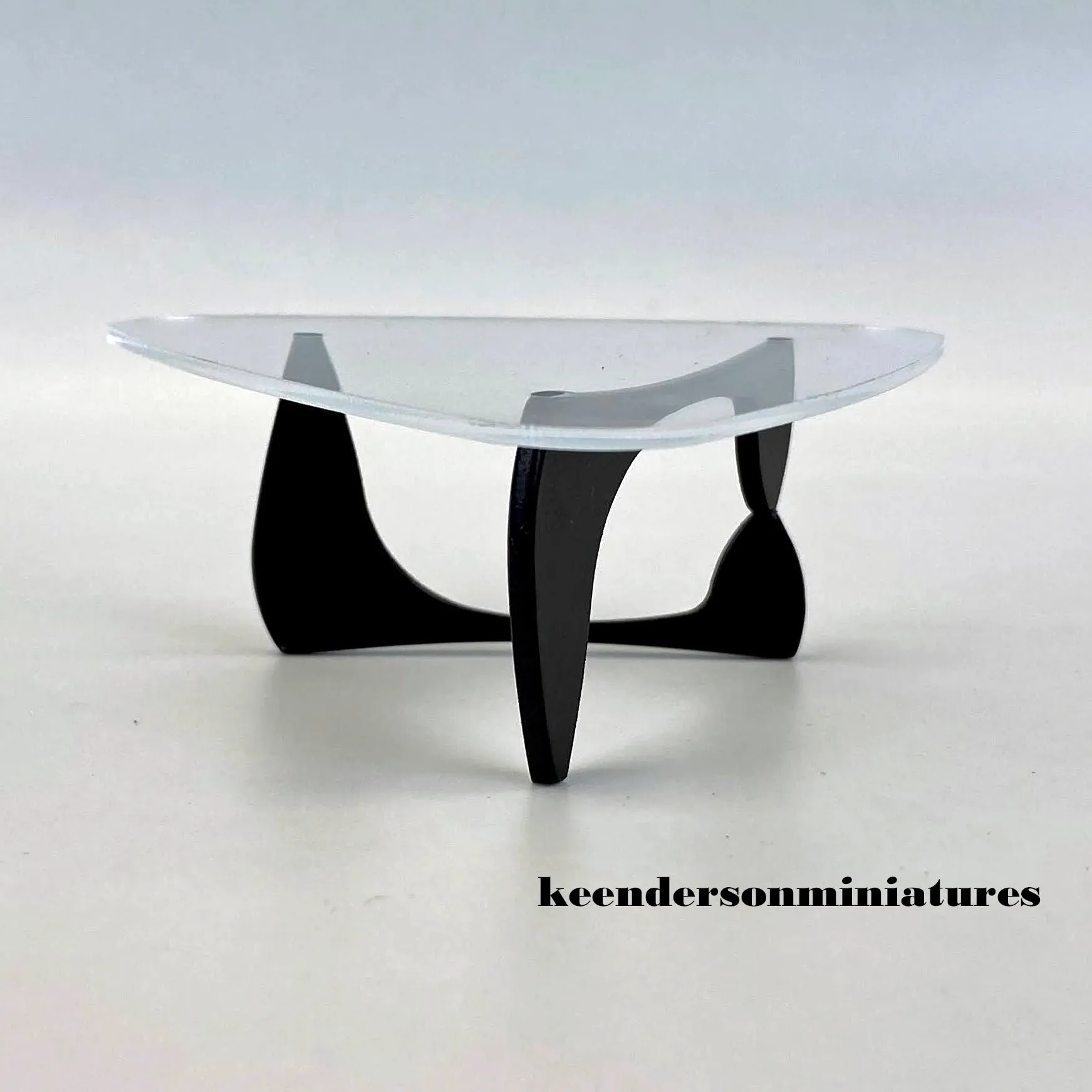 Isamu Naguchi Low Table