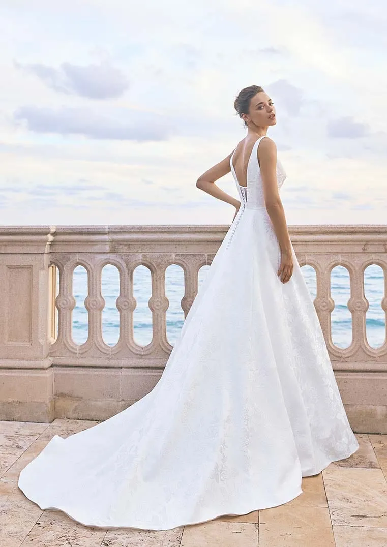 Marchesa for Pronovias: Eire
