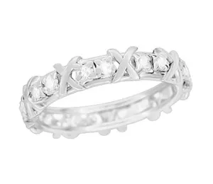 Mid Century Modern X Kisses Vintage Diamond Wedding Band in 18 Karat White Gold - Size 6 1/4