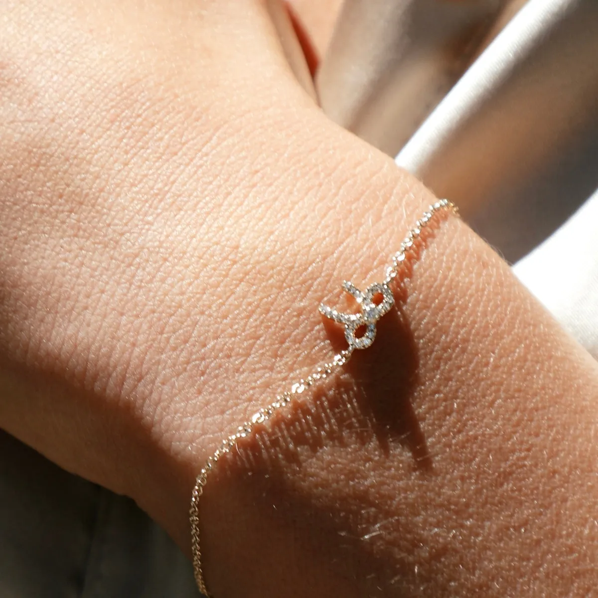 Mini Bow Diamond Pavé Bracelet