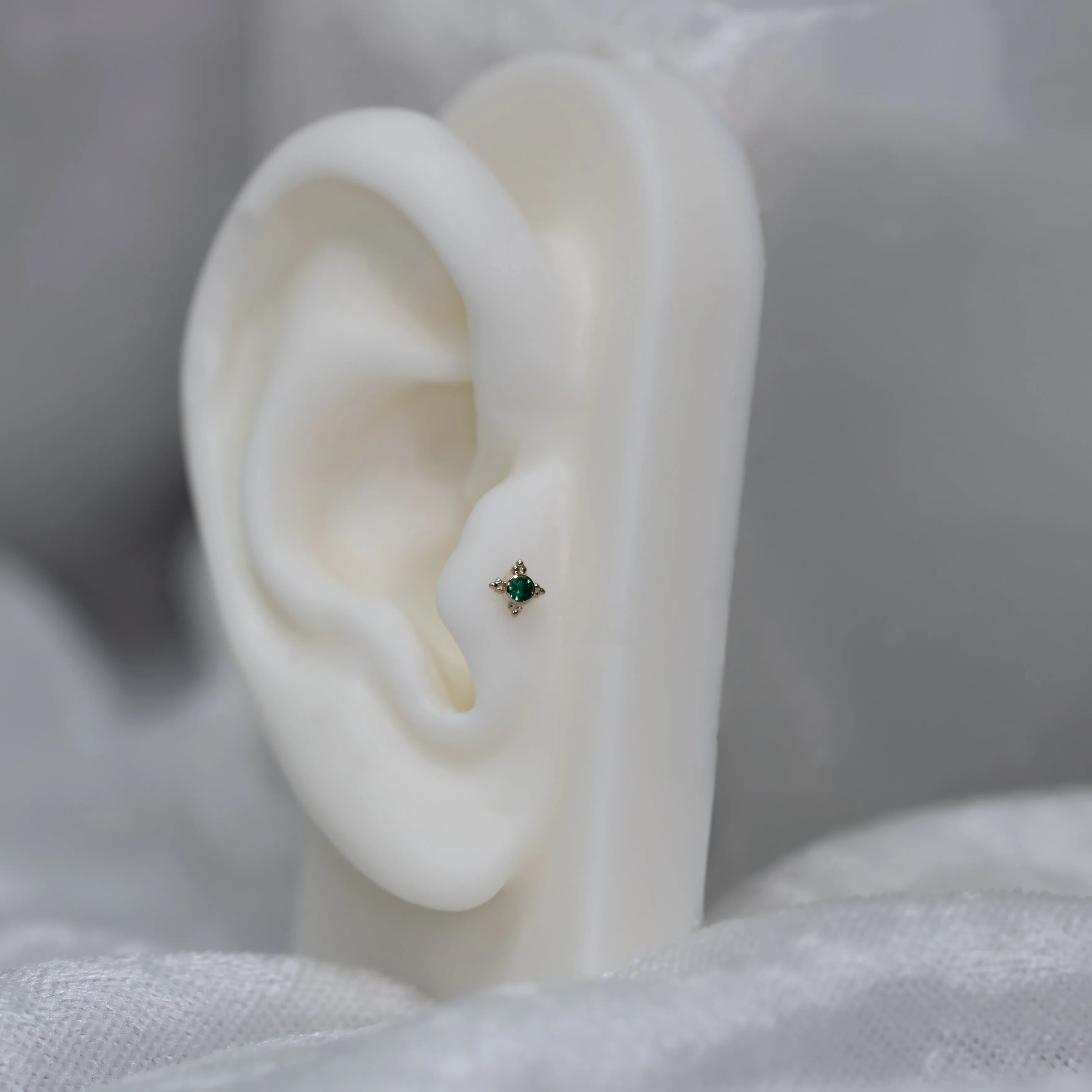 Mini Kandy with Emerald Threadless End