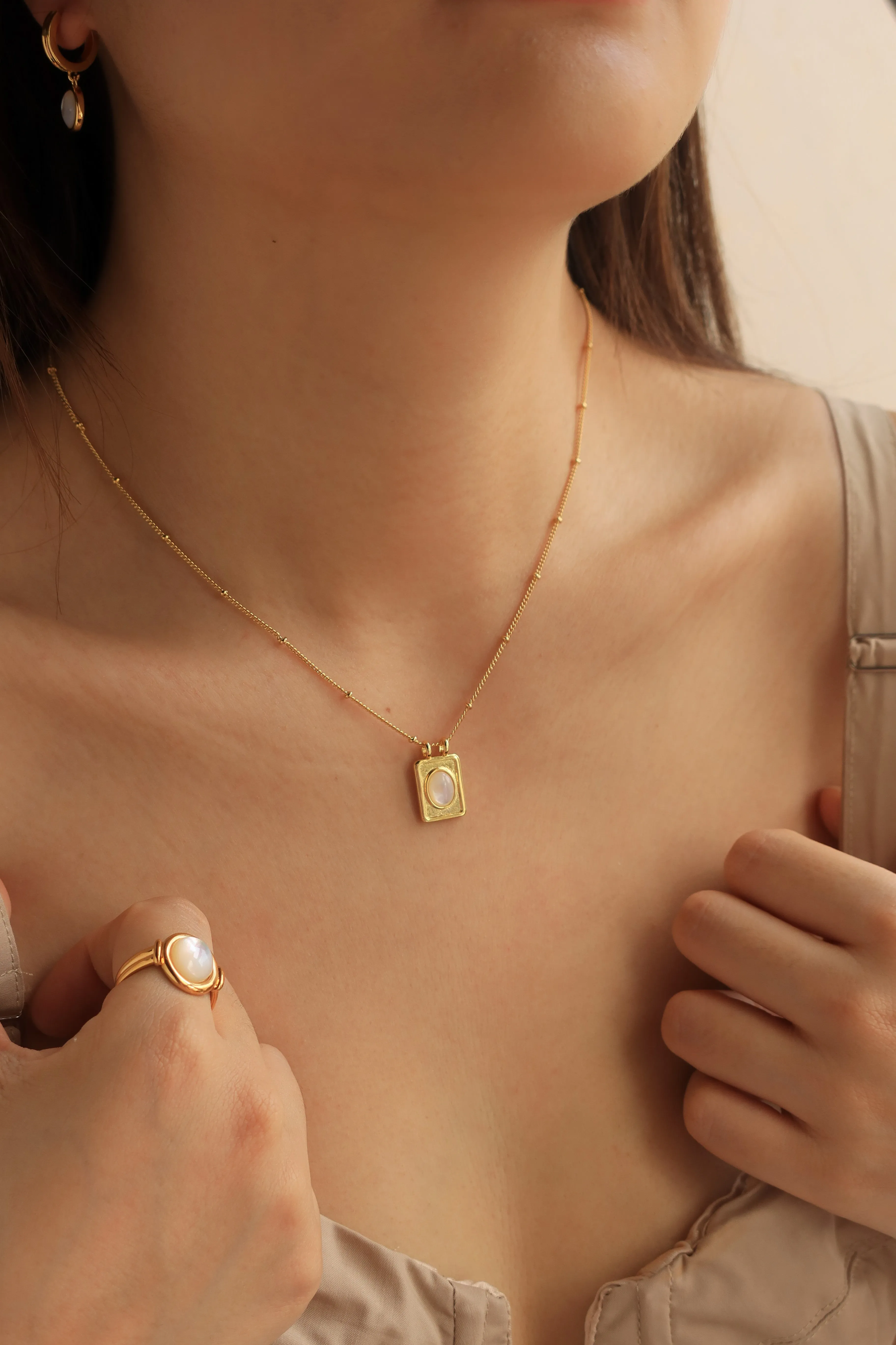 Mother of Pearl Pendant