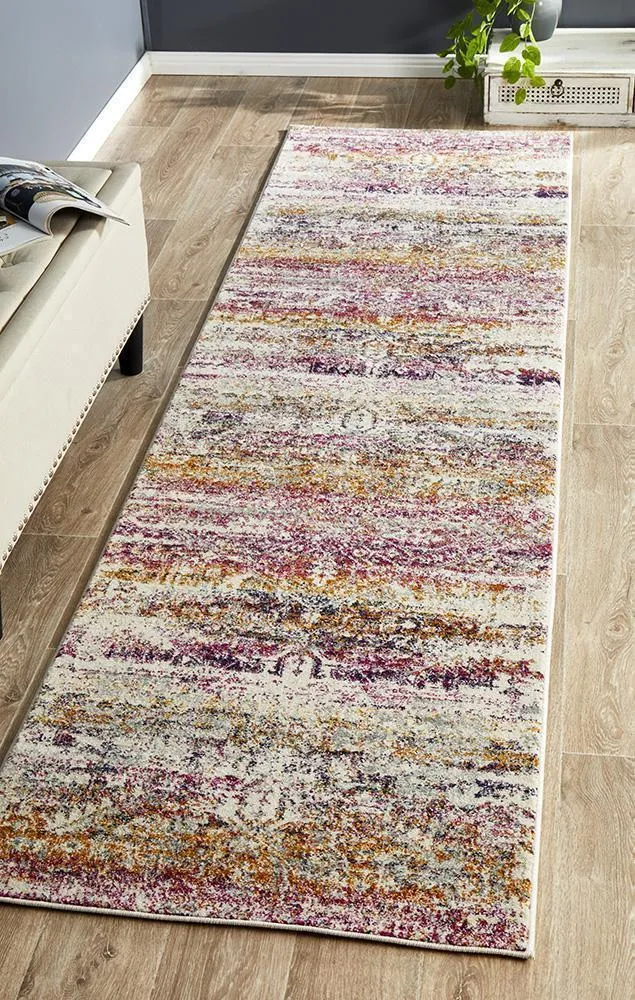 Museum Lili Fuschia Runner