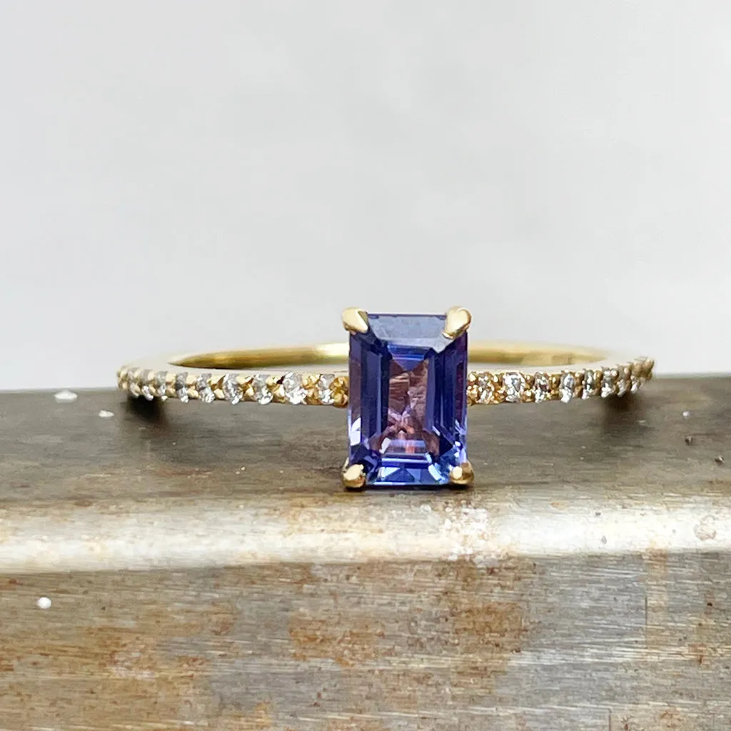 Must Have Octagonal Tanzanite Diamond Band Yellow Gold Ring