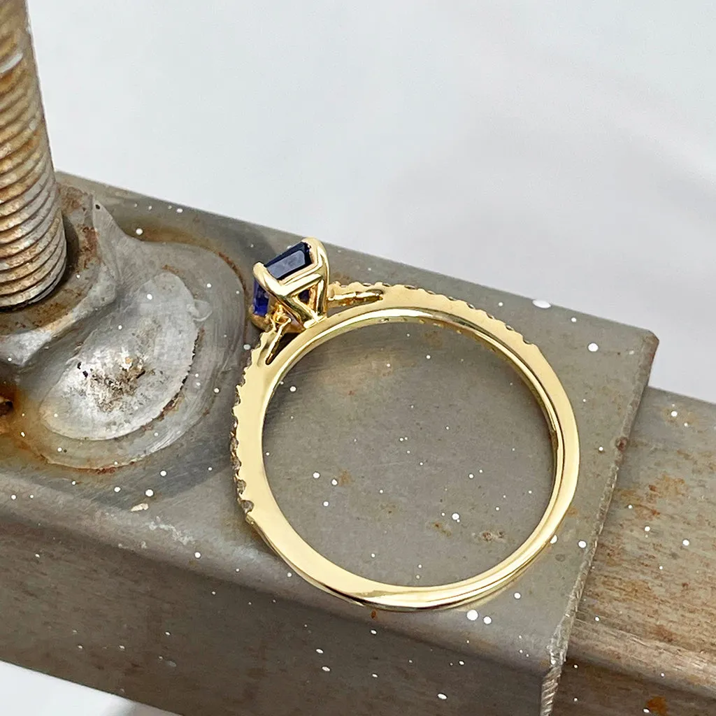 Must Have Octagonal Tanzanite Diamond Band Yellow Gold Ring