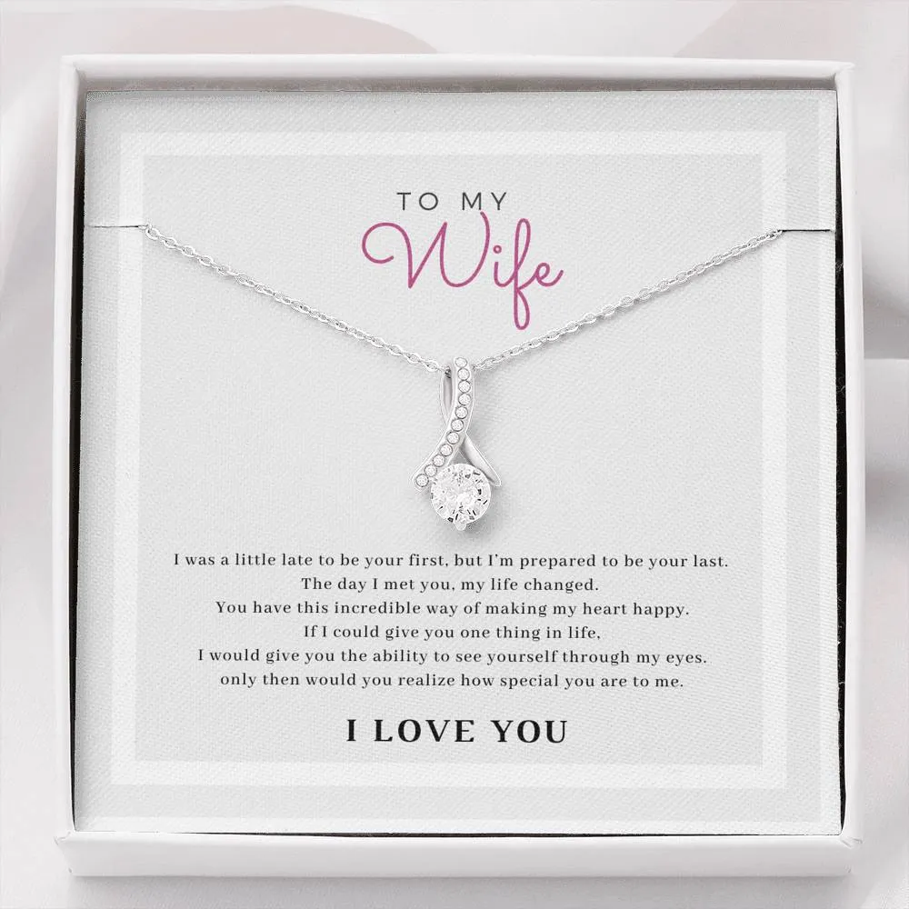 My heart is happy-Alluring Beauty Solitaire Necklace for Wife