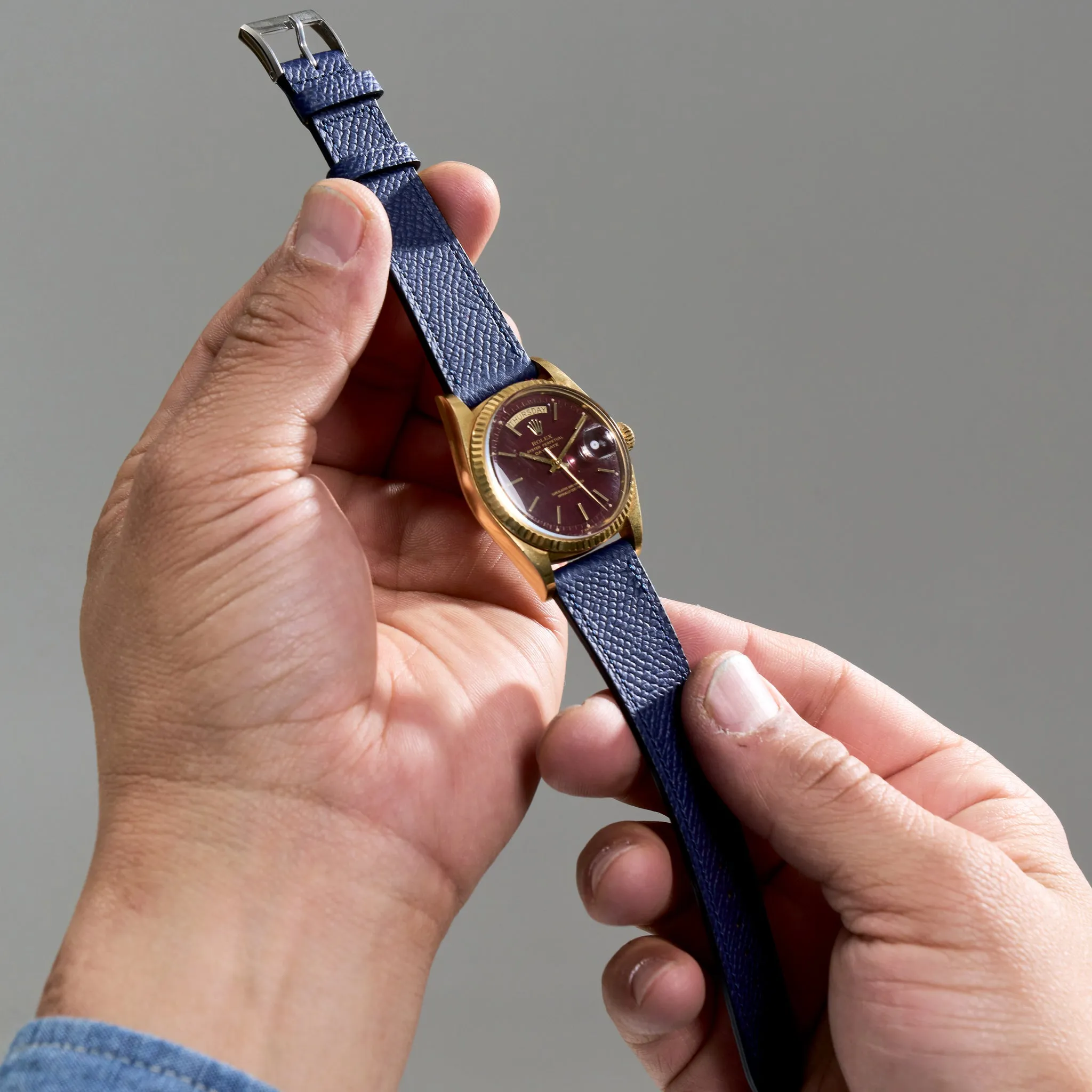 NAVY GRAINED CALF STANDARD STRAP