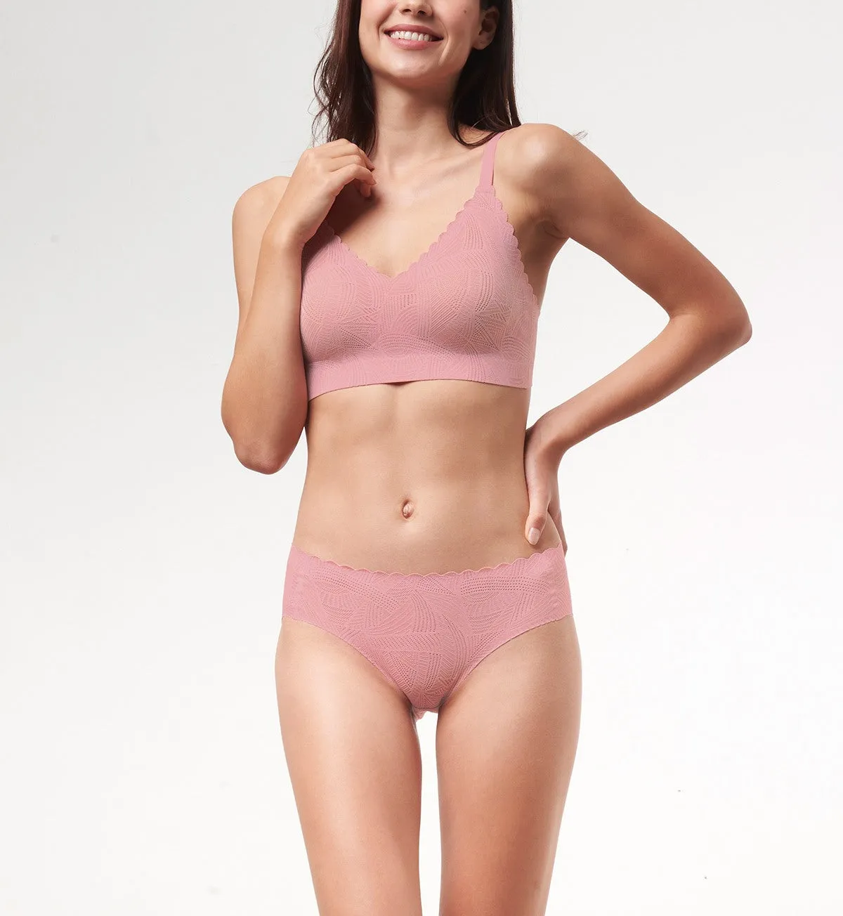 NEW ZERO IN LACE PUSH-UP BRA