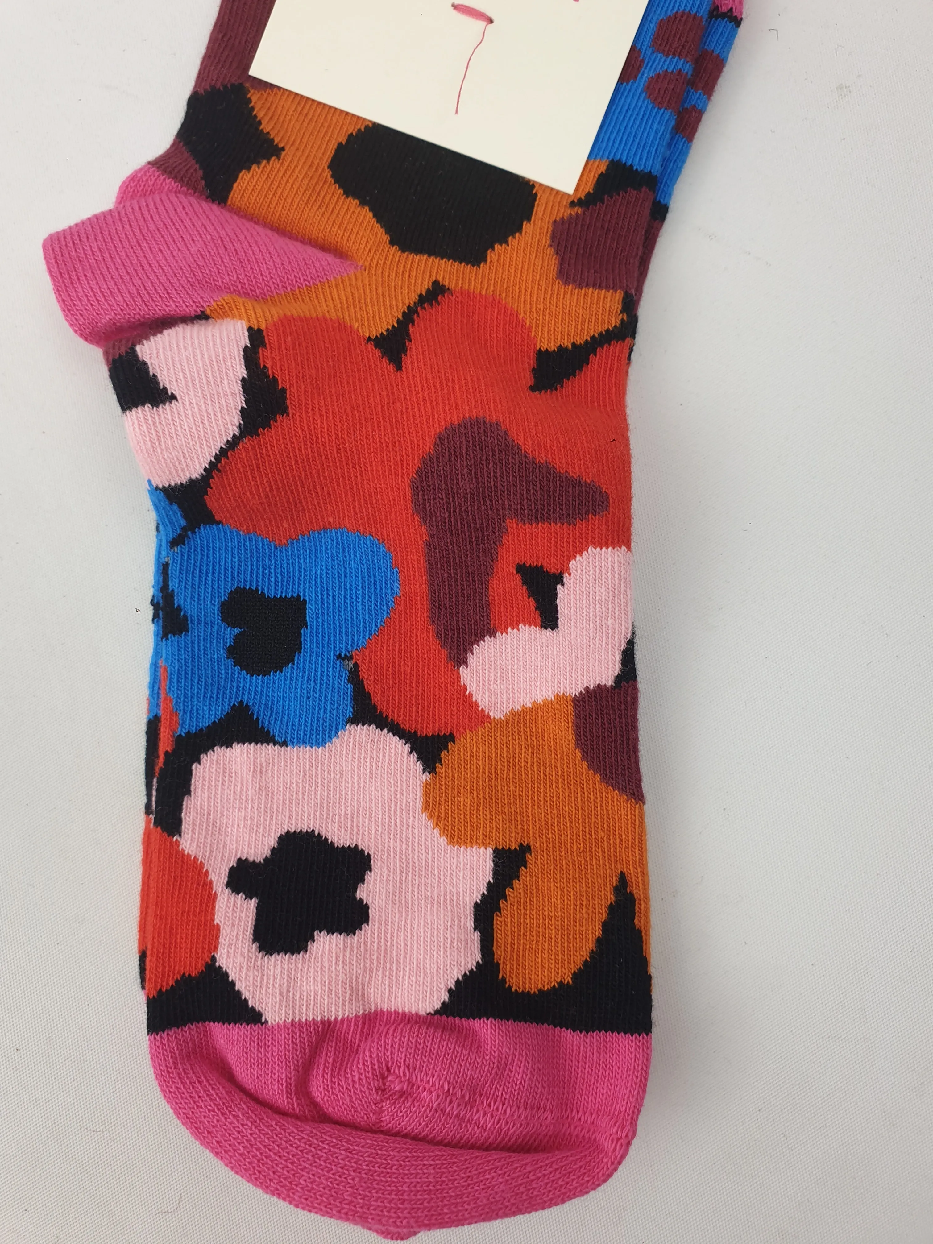 Obus pink-based "force of nature" socks