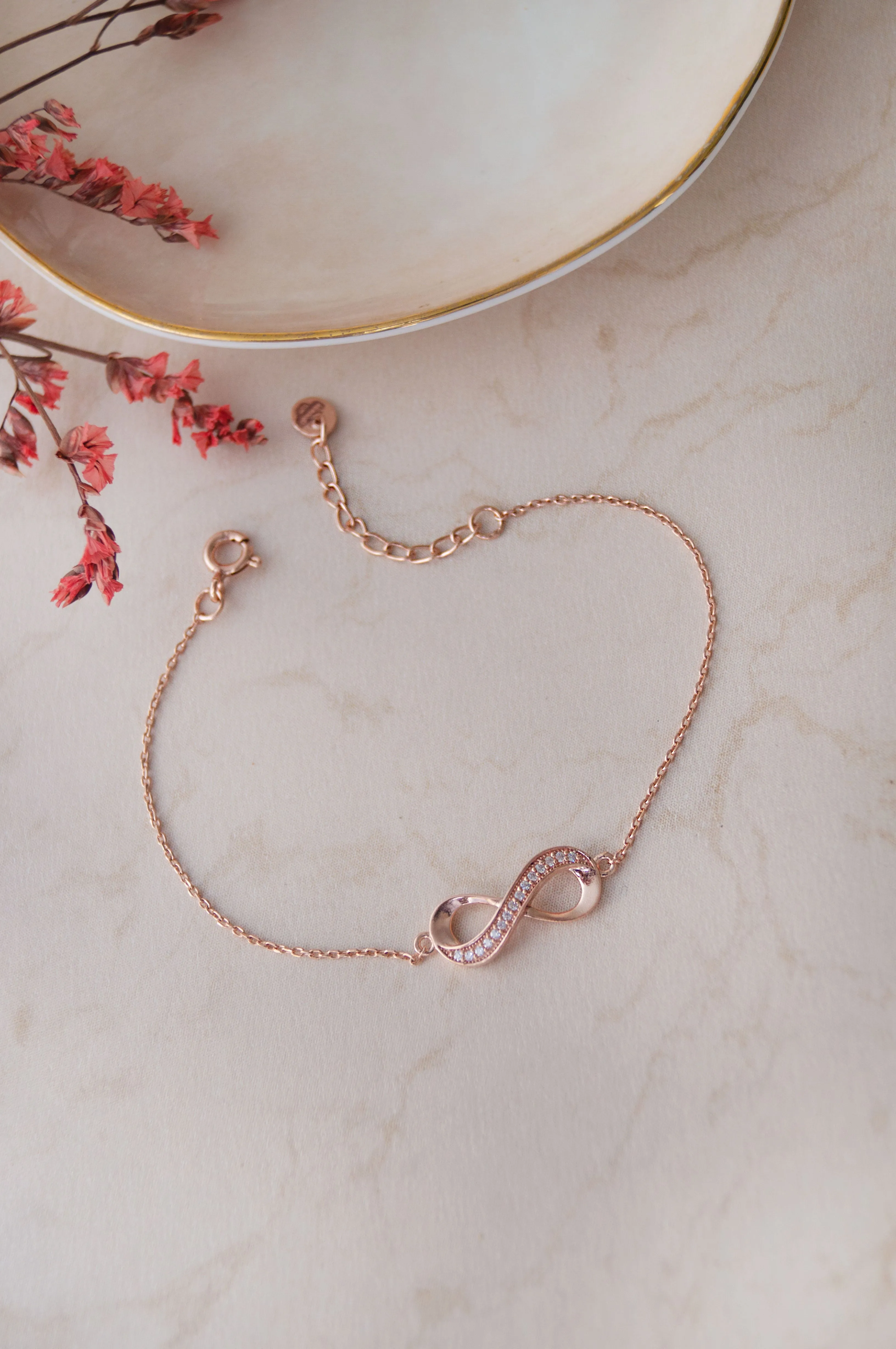 Pretty Infinity Sterling Silver Chain Bracelet