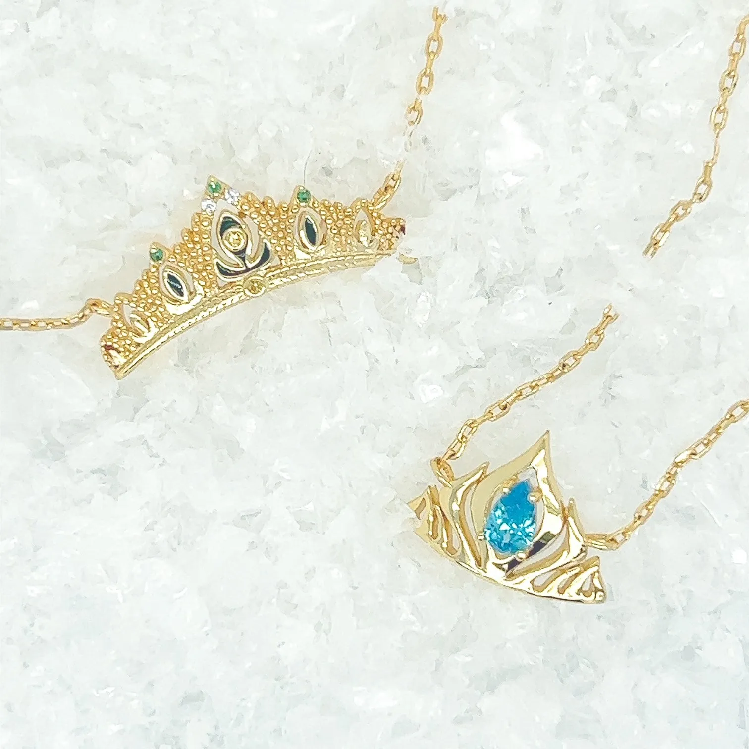 Queen of Arendelle Necklace