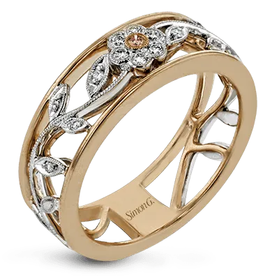 Right Hand Ring in 18k Gold with Diamonds