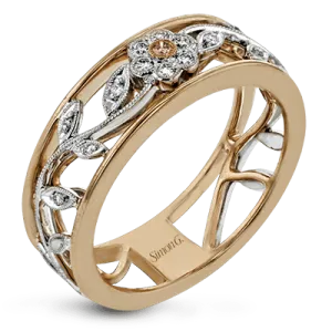 Right Hand Ring in 18k Gold with Diamonds