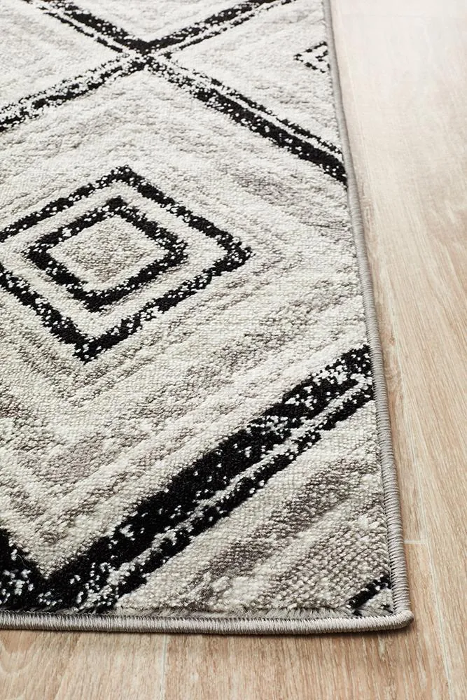 Sabrina Geo Diamonds Rug Grey Black