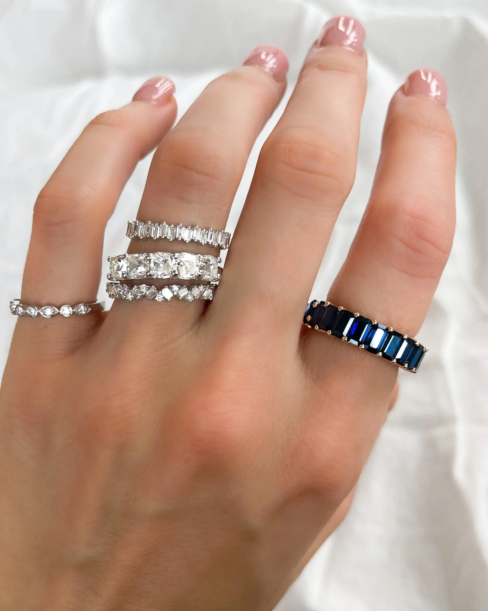 Scalloped Diamond Wedding Band