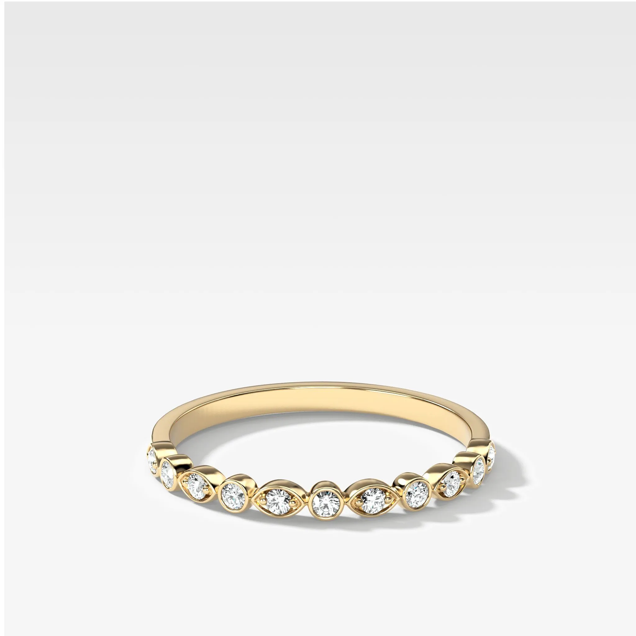 Scalloped Diamond Wedding Band