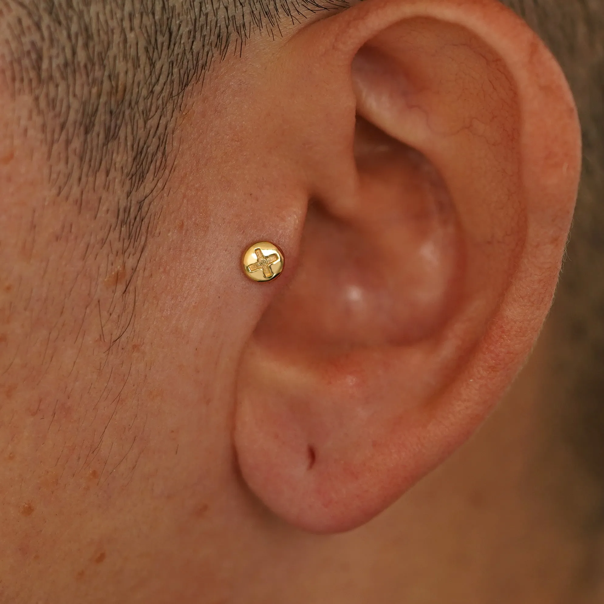 Screw Flatback Piercing