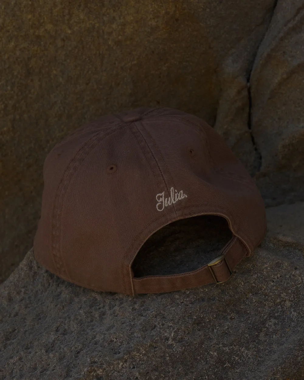 SECOND HAND HAT