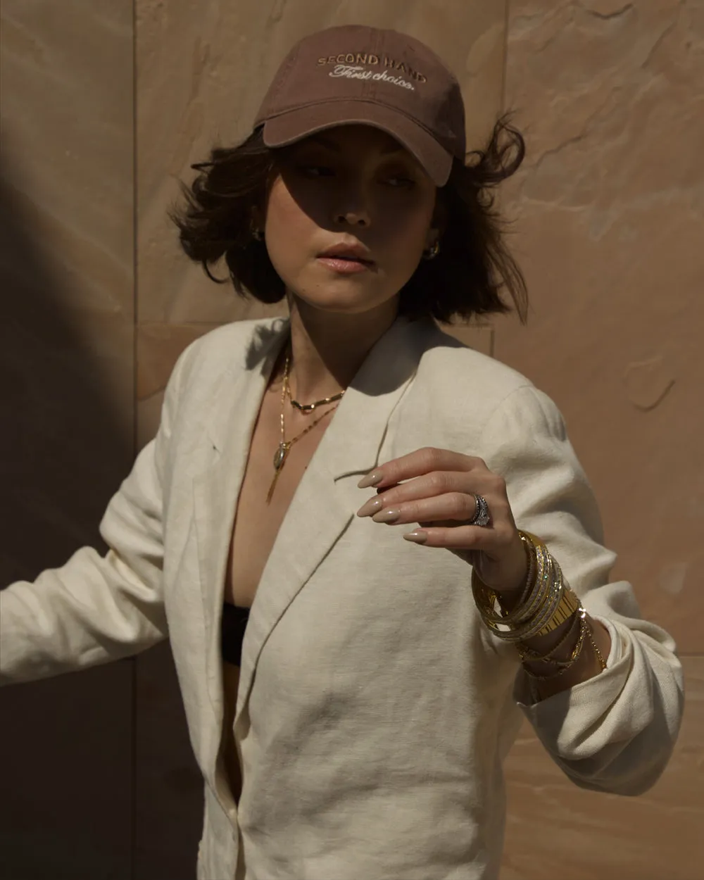 SECOND HAND HAT