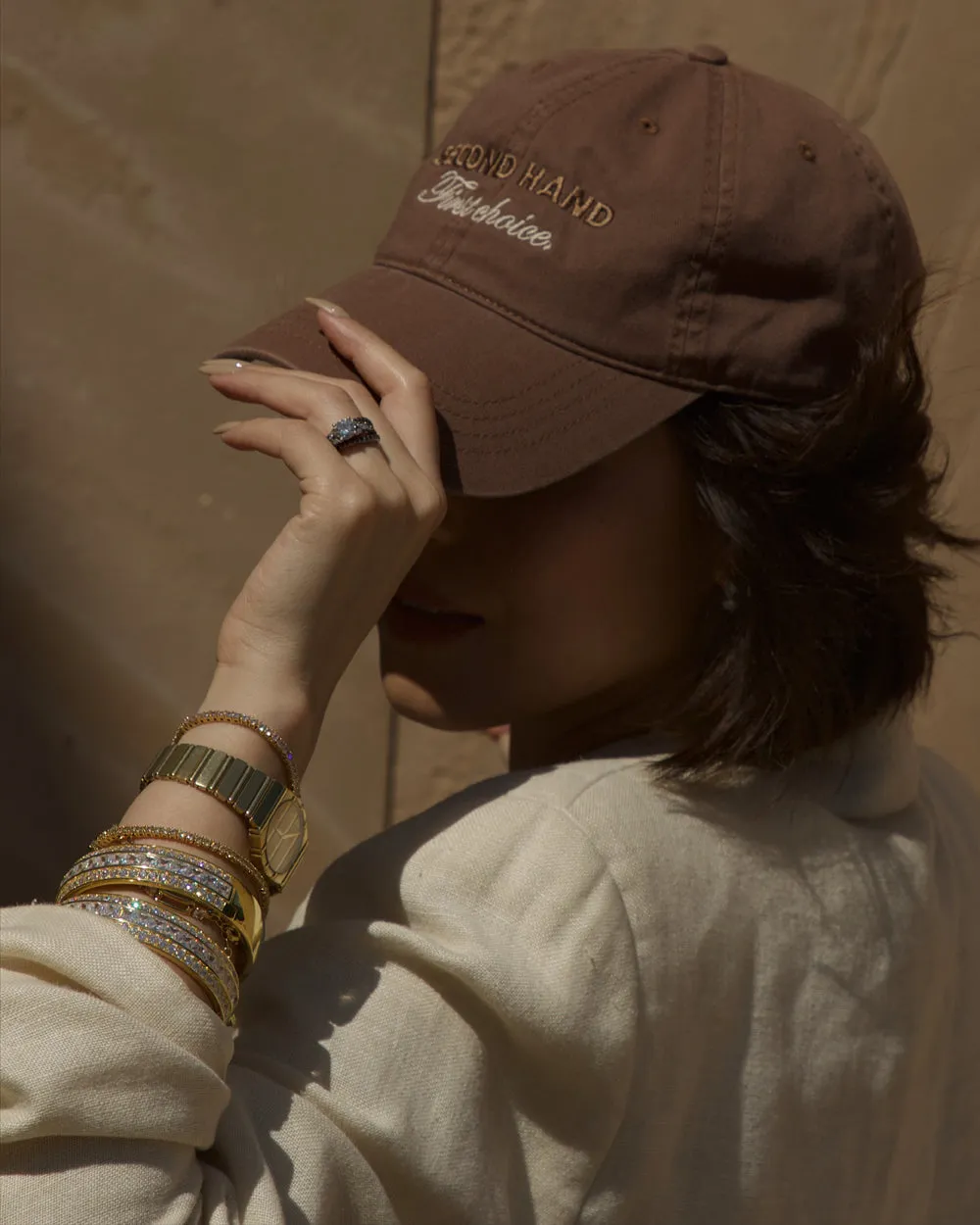 SECOND HAND HAT