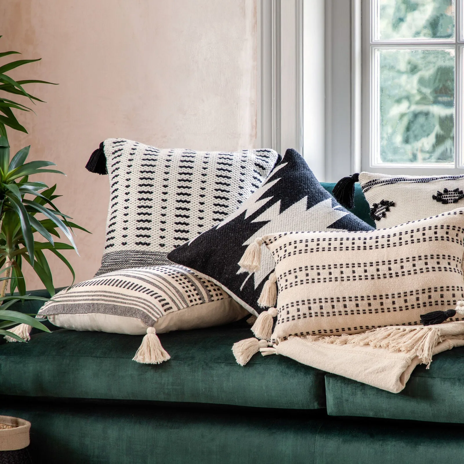 SHERPA Tassel Cushion
