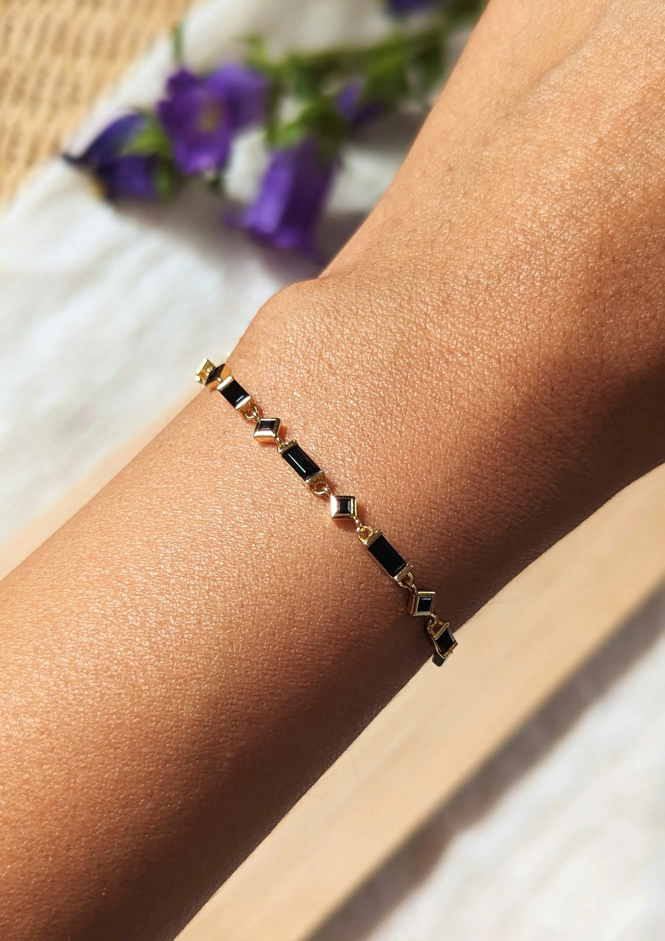 Tenayuca Gold Bracelet in Black Crystals