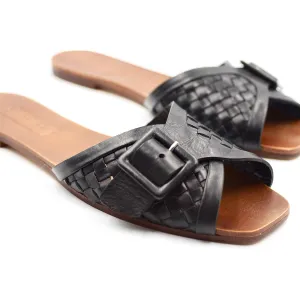 The Buckle Slide [Black]