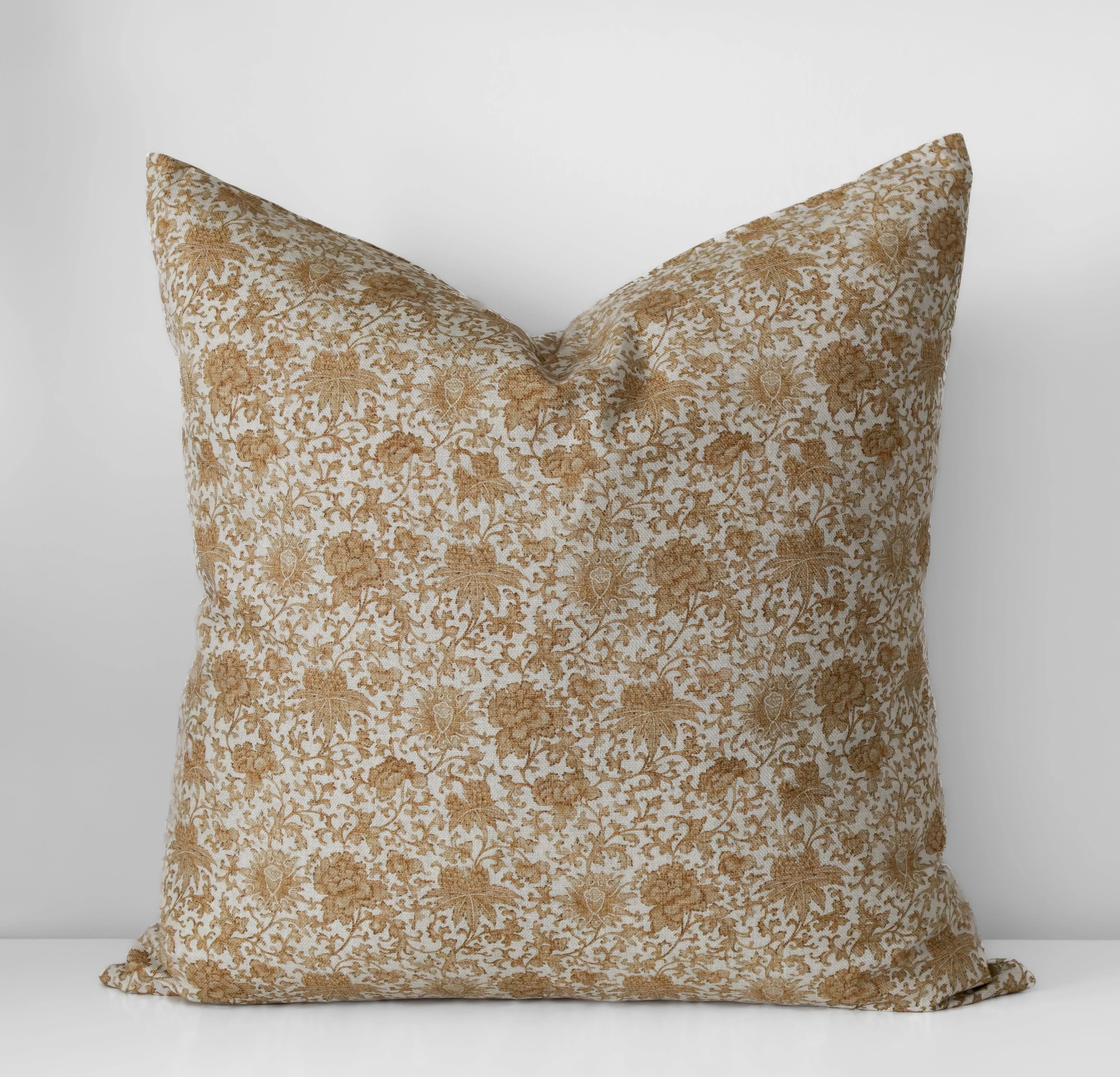 Valencia | Vintage Floral Pillow Cover
