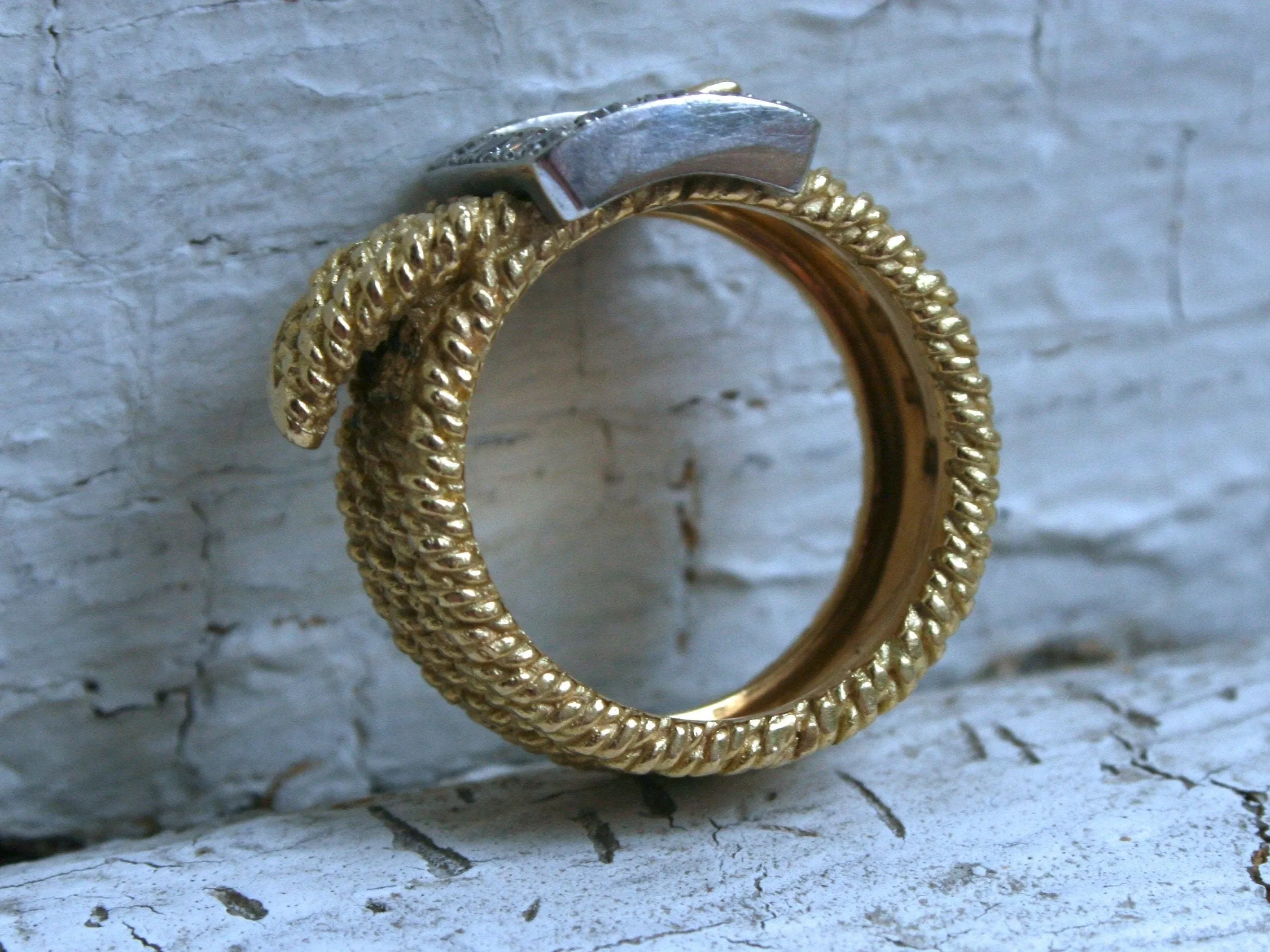 Vintage 18K White and Yellow Gold Diamond Buckle Rope Ring Band - 0.32ct.